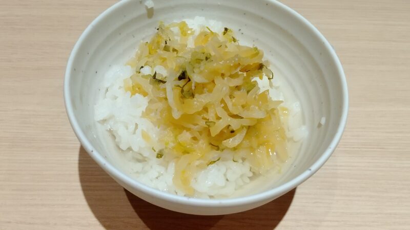 やよい軒の「お子様ランチ」はおもちゃ付きでキッズに大好評！テイクアウトも注文OKイチオシichioshi