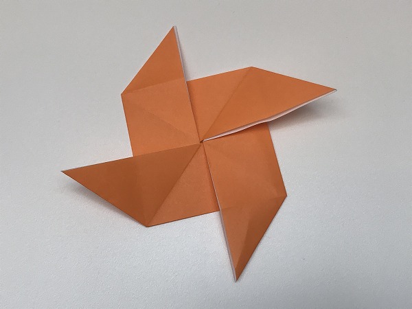 鯉のぼりを折り紙での折り方！簡単な矢車と棒の作り方