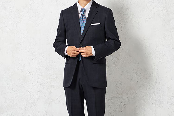 万能ネイビースーツで結婚式用スリーピース-福島郡山店スーツコレクション-オーダースーツSADA