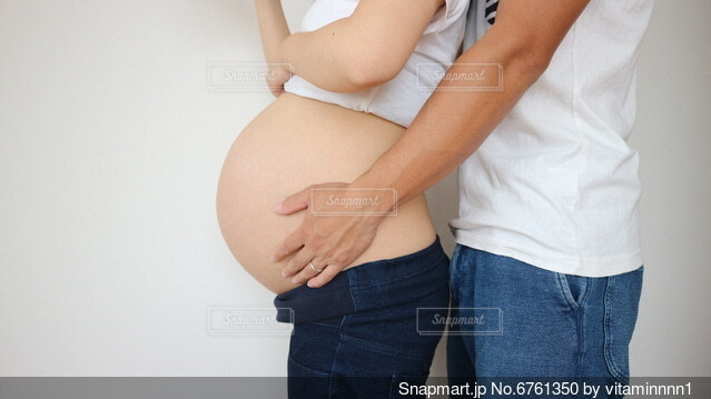 もしかして帝王切開 ？」双子妊娠で募る不安 想像以上に高かった“経膣分娩”のハードル - with class -講談社公式- 家族の時間をもっと楽しく