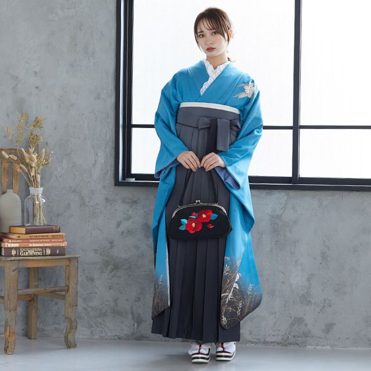 袴に合わせやすいバッグとは？選び方から当日の持ち物まで紹介！袴レンタルは晴れ着の丸昌 卒業時装卒業式の袴 ハカマ 全国宅配送料無料