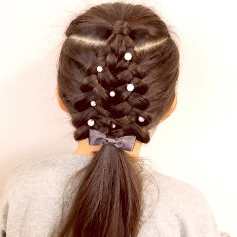 クリスマス会 ヘアアレンジ 子供TikTok