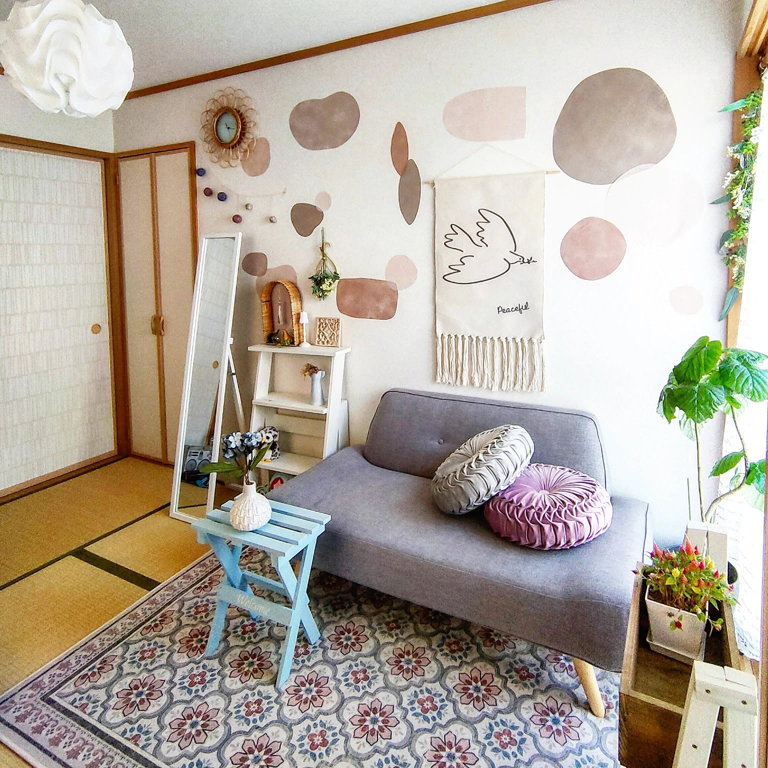 和風のおしゃれな子供部屋淡色無垢フローリングの画像 75選 - 2025年10月Houzzハウズ