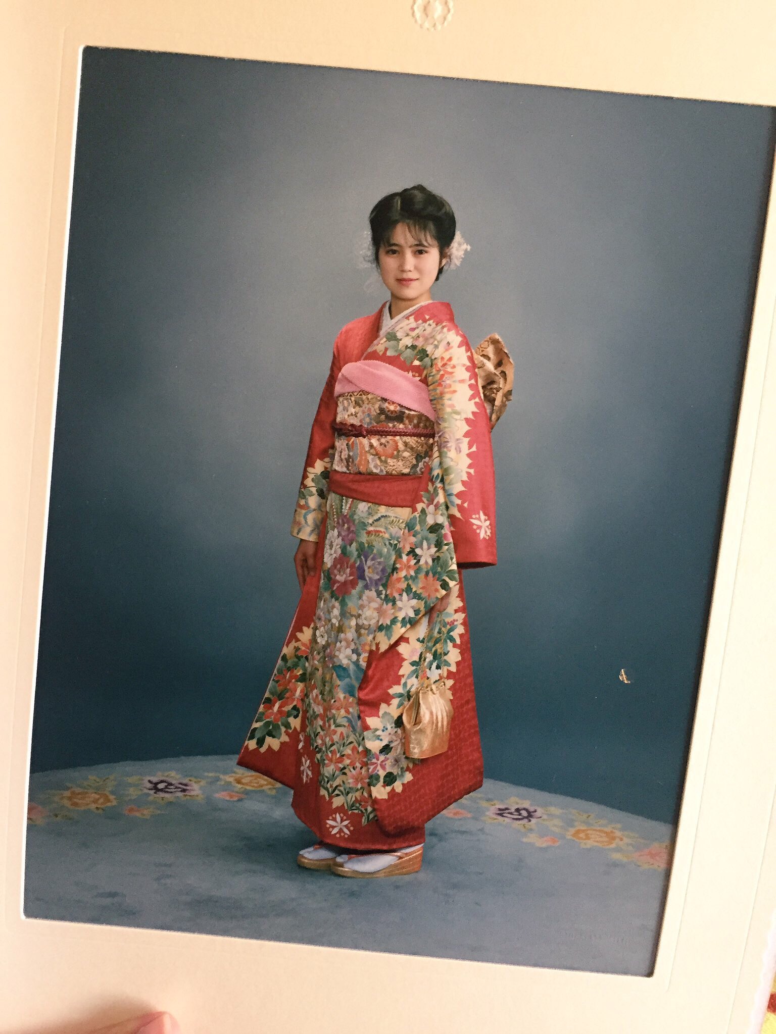 若い頃の母親が美人すぎる件TikTok