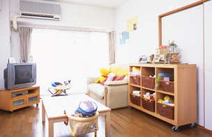 お雛様を飾る場所の確保と収納方法」シーフォーデザインレーベル