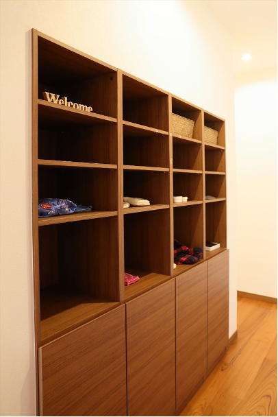 ファミリーロッカー こだわり詰まったナチュラルハウス- 玄関事例SUVACO スバコ