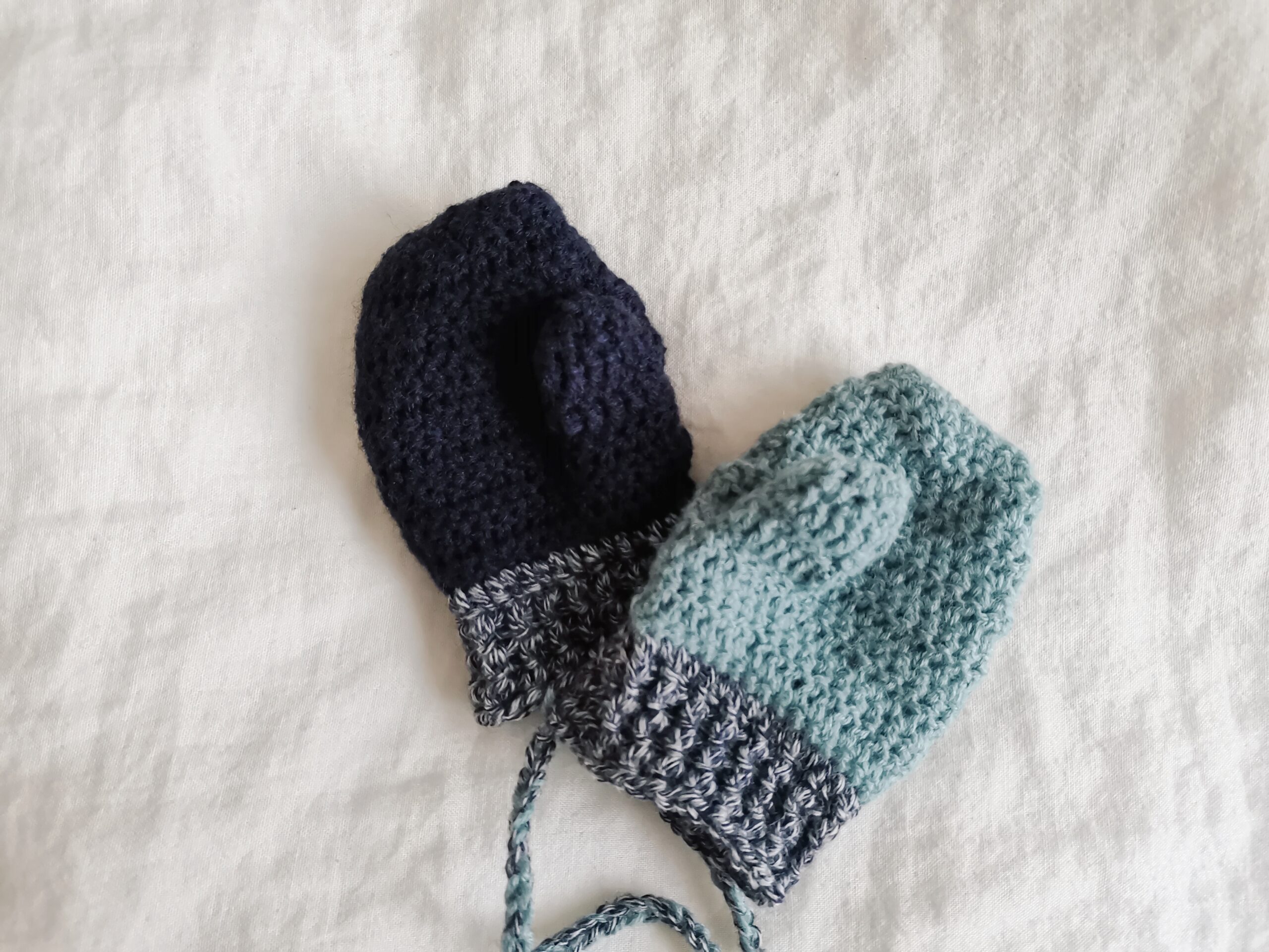 毛糸の表情を楽しむ！シンプルな「指なし手袋」を編んでみよう♪キナリノ