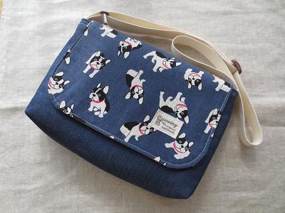 マチ広め 舟形ショルダーバッグの作り方ポシェット25㎝ファスナー子ども用にも使える小さめサイズ