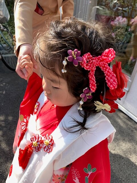 簡単すぐできる！キッズ 七五三 おだんごツイン🩷 キャサリンコテージ