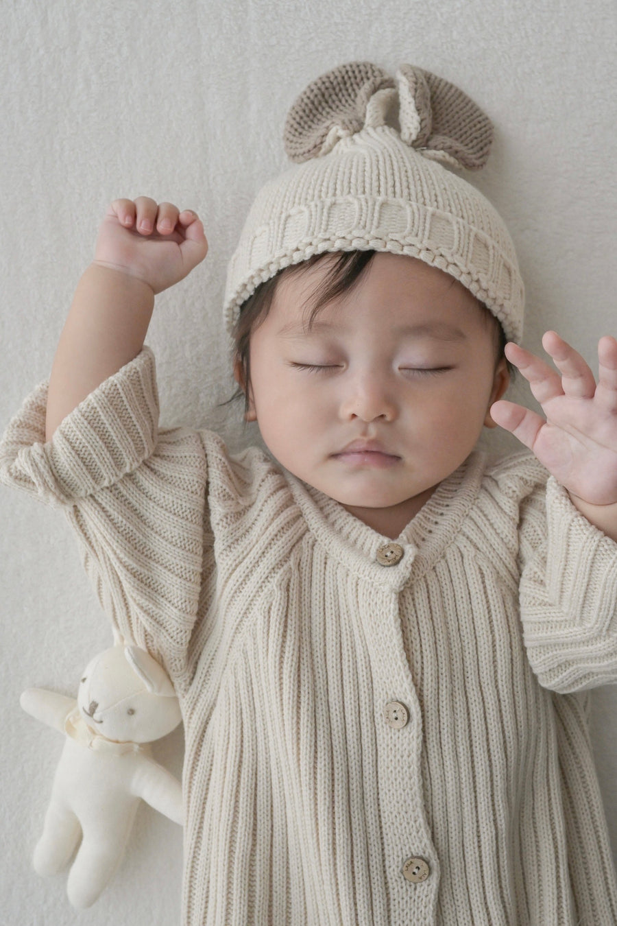 かぎ針編みのベビーウェア&こもの、男の子の赤ちゃんニット