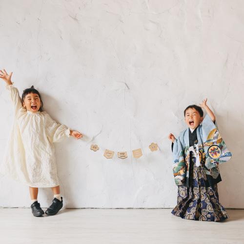 楽天市場レンタル 七五三 撮影 撮影小物 3点セット レンタル 刀 傘 飴 端午の節句 ママ友 シェア 集客 撮影会 ロケーション撮影往復送料無料 kp-004 男の子 紫の桜 3点セット : 着物レンタルand販売 彩