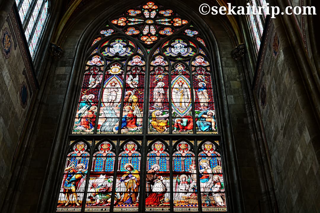 美しいステンドグラスの光の中で感動挙式イタリア結婚式の口コミ・体験談JTBウエディング