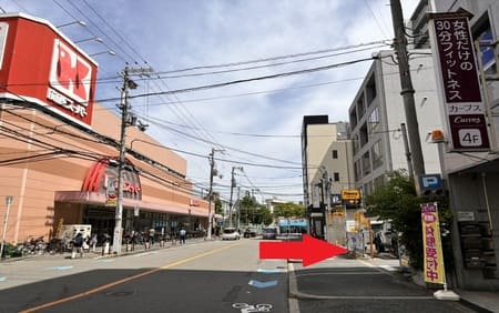 Lirio江坂駐車場【江坂駅徒歩9分】(予約制) | タイムズのB