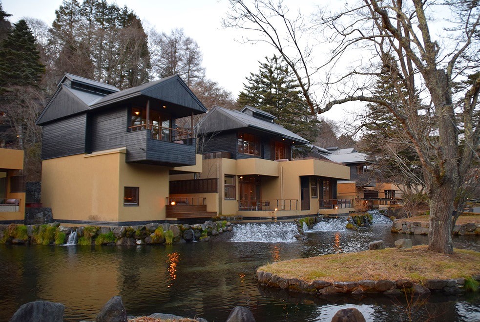 愛犬と軽井沢でリトリートを。星のや軽井沢で過ごす、贅沢わんこ旅