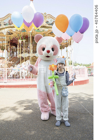 たくさんの風船を持ってうろうろする、遊園地の着ぐるみの気持ち :: デイリーポータルZ