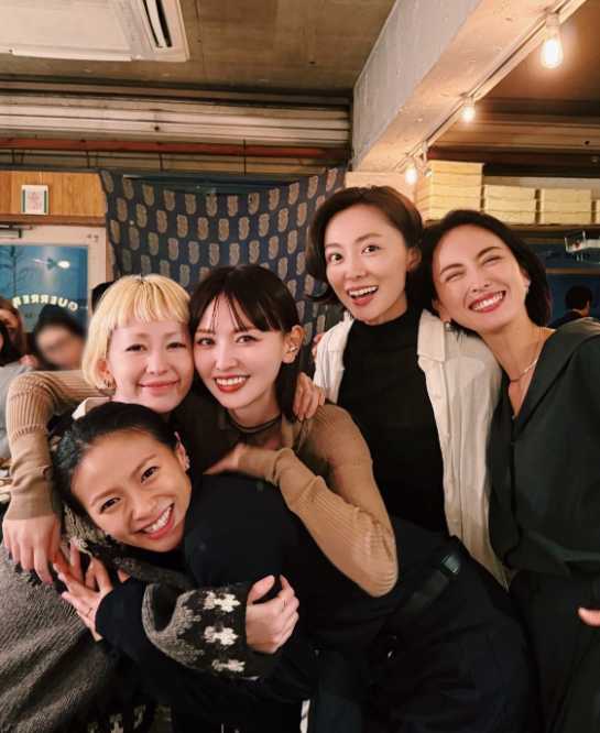 鈴木えみ、39歳の現在の姿に衝撃「まさに女神」「ずっと変わらない」と絶賛の声 - エンタメ - ニュース クランクイン