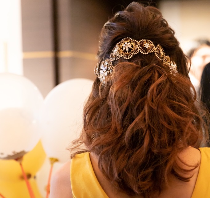 結婚式ヘアスタイルのお色直しの２スタイルをスピーディーに可愛くするヘアアレンジを大公開！お見逃しなく