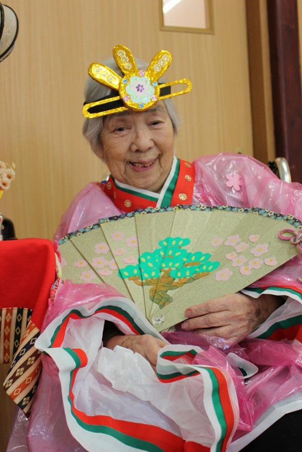 ひな祭りの衣装 服の工作は簡単に！ - mama's