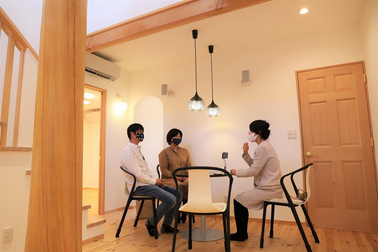 リビングの風水インテリア 方角とレイアウトの基本 - 運びを良くする風水インテリア