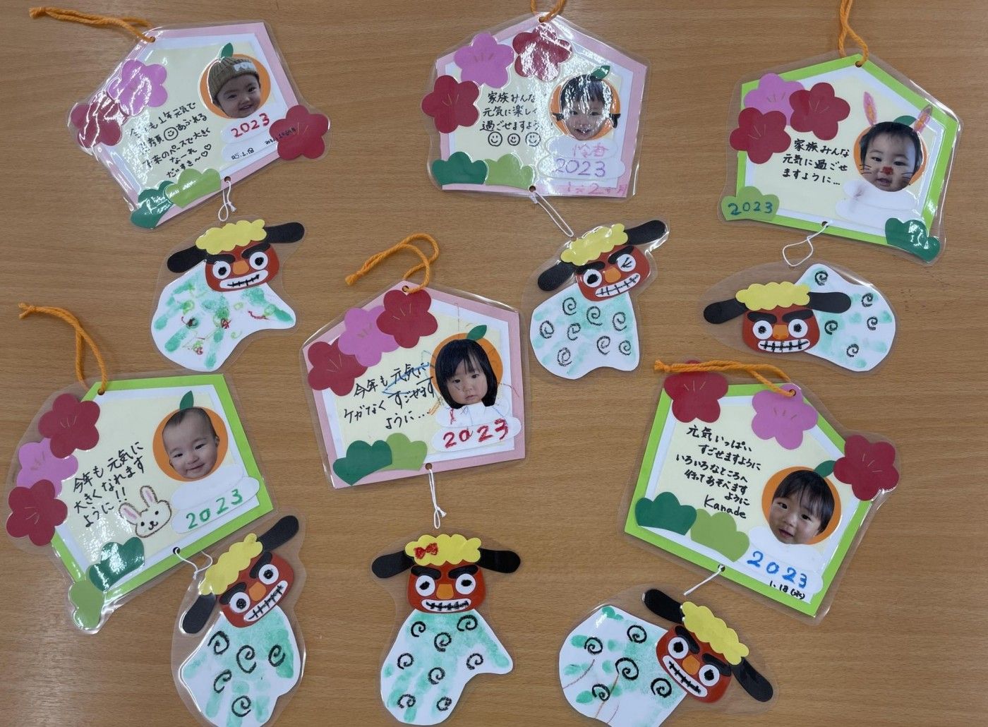 1月 0歳児にピッタリ！ お正月にちなんだ簡単製作アイディア5選保育士を応援する情報サイト 保育と暮らしをすこやかに ほいくらし