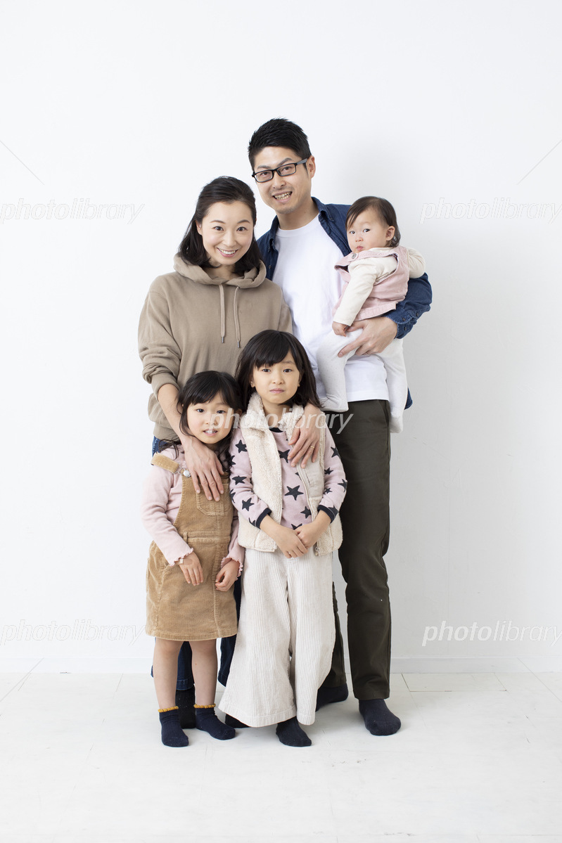 家族イラスト - 人物フリー素材 - チコデザ