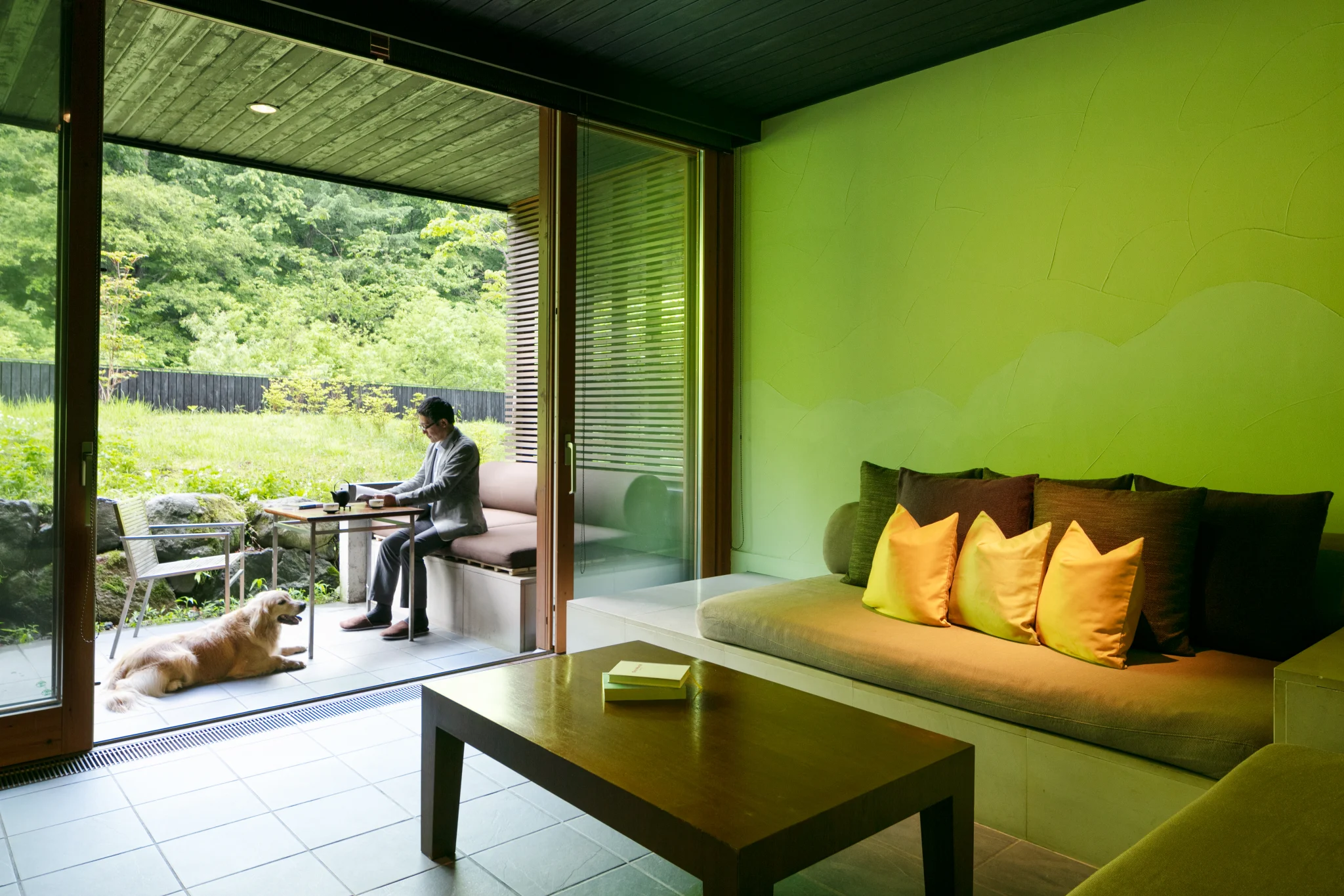 愛犬と軽井沢でリトリートを。星のや軽井沢で過ごす、贅沢わんこ旅