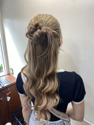 2025年秋 結婚式・披露宴、パーティ・二次会のヘアアレンジ・ヘアセットが得意なローレイヤー髪型 ヘアカタログ・ヘアスタイルヘアアレンジ・ヘアセット を探す- OZmallビューティ