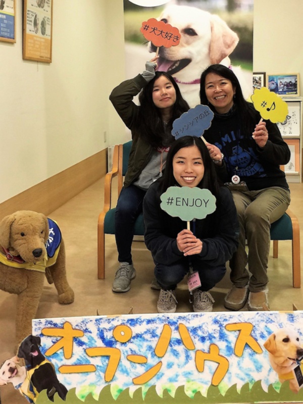 ネイビーママたちの“続き服” – Audire