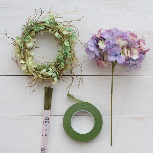 インテリアリースにもなる花冠 花かんむり の作り方 : 窪田千紘フォトスタイリングWebマガジン「Klastyling」暮らす＋スタイリング