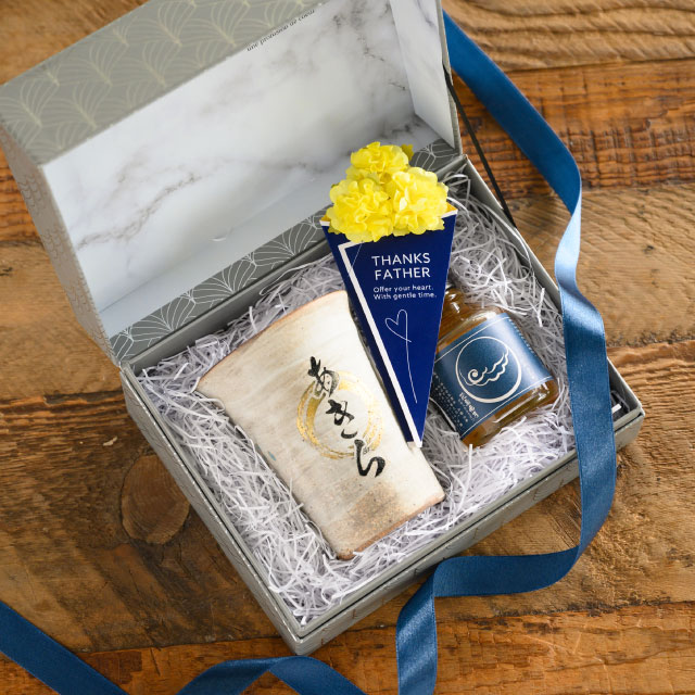 楽天市場 メンズ・父の日・プレゼント ネコポス対応 カードケース スリム 大容量 本革 薄型 ブランド 薄い 革 カード入れ コンパクト 財布 縦入れ長 二つ折り おしゃれ レザー ポイントカード 23枚 木目 リューズワン 154041メンズ・父の日・プレゼント : 目々澤鞄