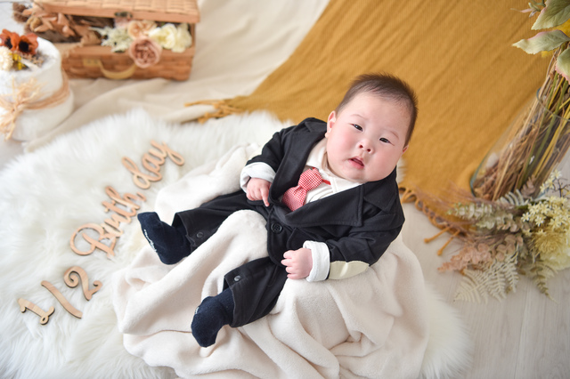 家族写真、何を着る? 写真映えする服選びのコツ バースデー・ハーフバースデー編 スタジオほのか