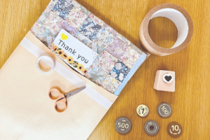 花時計 プリザーブドフラワー フラワーアレンジメント 枯れない花 結婚祝 誕生日 おしゃれな結婚祝い!手作りのプレゼントにプリザーブドフラワーの花時計東京・表参道・青山プリザーブドフラワーアレンジメント教室「花 学校」初心者でも1回でおしゃれに手作りする