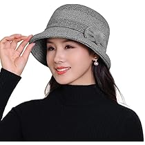 シニア 畑 農作業 おばあさん 帽子の写真素材 - PIXTA