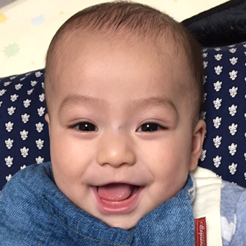 赤ちゃんモデルのこうせい君♪フォトスタジオチェルシー埼玉県入間市のおしゃれな写真館