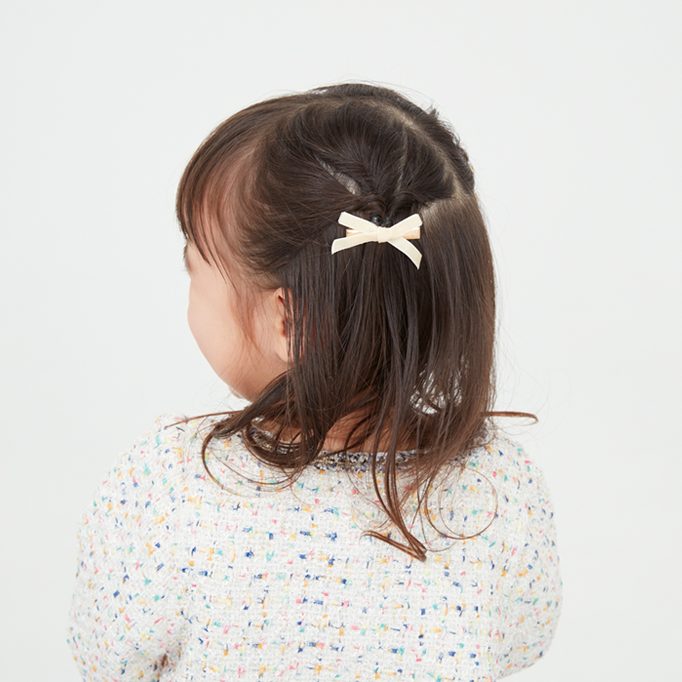 2025年最新 結婚式の子供のかわいい髪型特集！女の子＆男の子のフォーマルヘアアレンジみんなのウェディングニュース