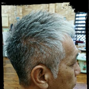 男性 かっこいいおじさんの髪型特集。中年やシニア世代におすすめは