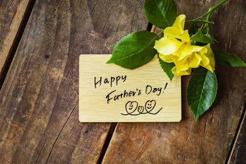 父の日に伝えたい英語のメッセージ6選。お父さんへ日頃の感謝の気持ちを届けようfolk