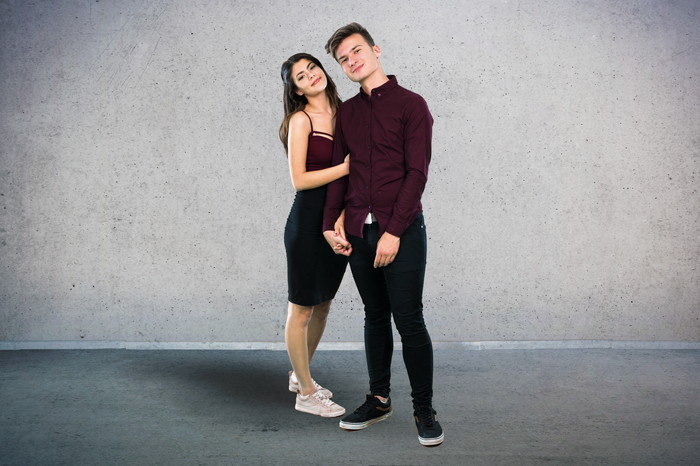 腕組みデートの写真・画像素材-Snapmart スナップマート