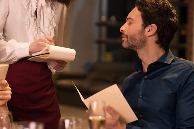 タロット無料鑑定 コンビニ店員さんに一目惚れしてしまいました - TAROT Counseling