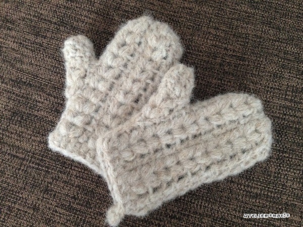 細編みメイン！ かぎ針で編む キッズ 指抜き手袋 ‣ めかぶかあちゃんのどんどこ子育て