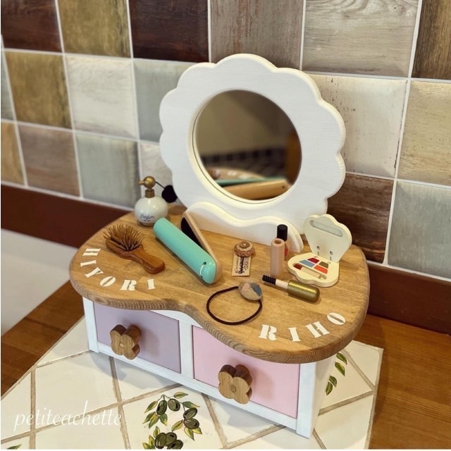 子供 ミニドレッサー 手作り 100均TikTok