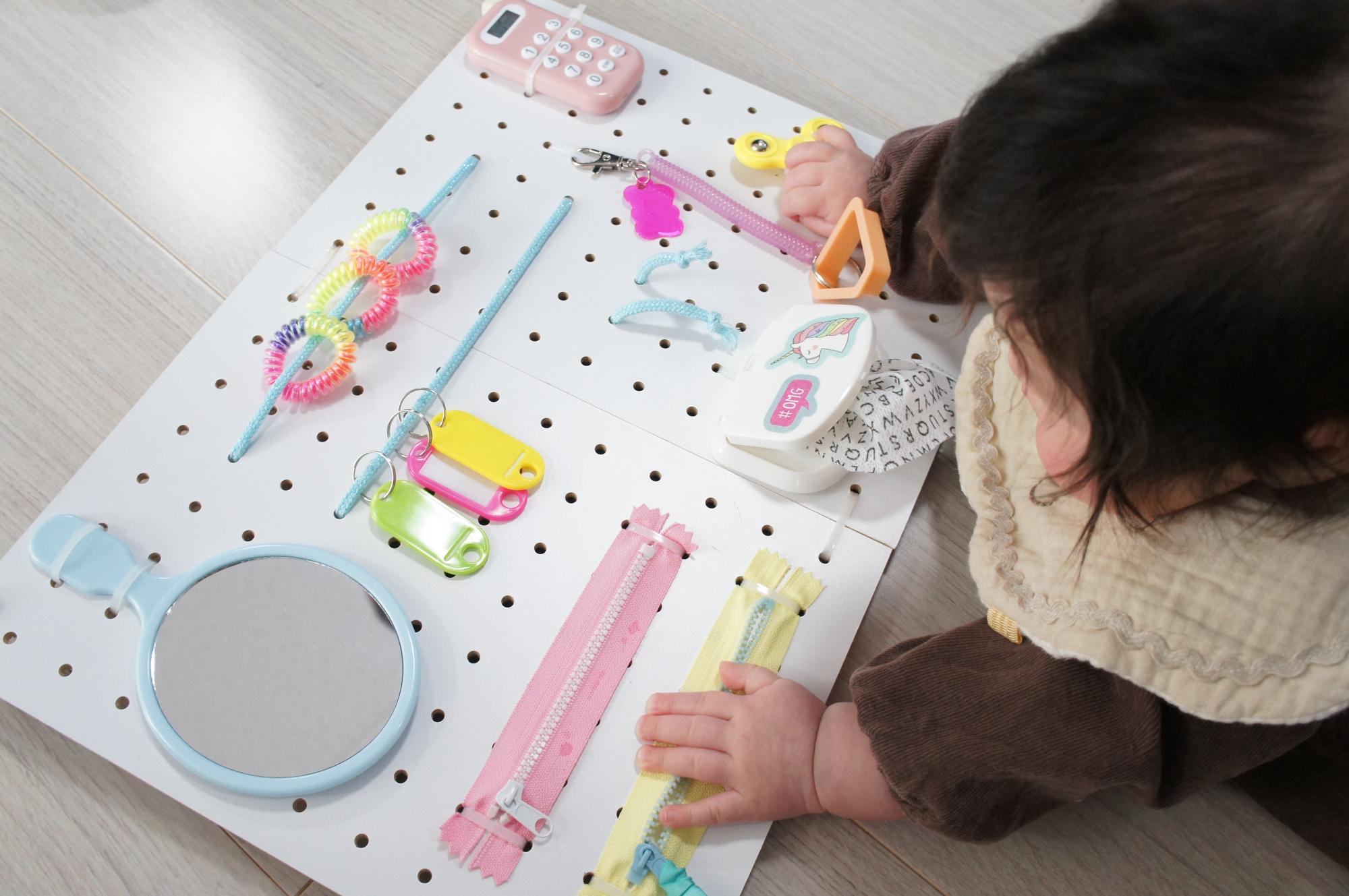 おもちゃ ビジーボードのおしゃれなアレンジ・飾り方のインテリア実例RoomClip ルームクリップ