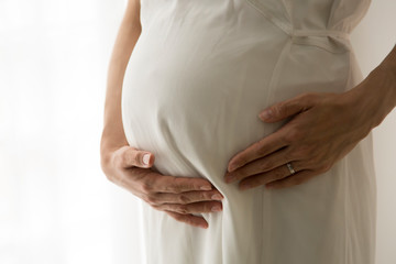 1分でわかる！妊娠10ヶ月 36週～39週 の過ごし方とおなかの赤ちゃんの成長ママリ