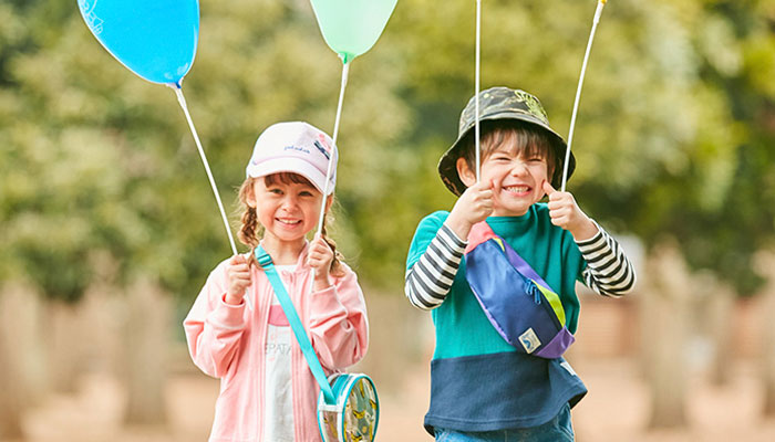 笑顔の保育園児 11038009343 の写真・イラスト素材アマナイメージズ