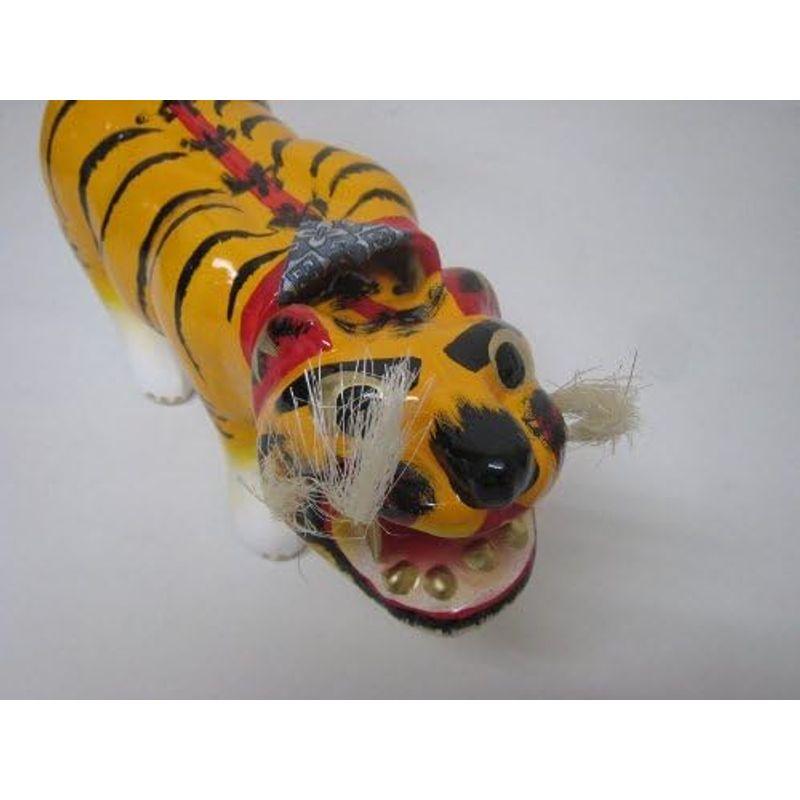 五月舞踊人形ケース飾り P99301背景の勇ましい虎と力強く立ち構える舞踊人形ケース飾り！初節句職人手作りの 秀光人形工房 五月人形 ・鯉のぼり・おひなさま人形工房