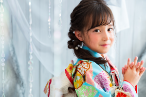 女の子の七五三の髪型特集！おすすめはツインテールアレンジ！暮らしに役立つ情報局