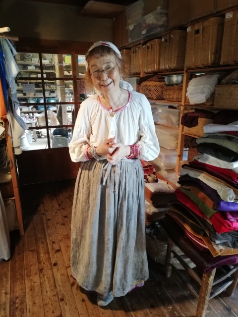 50代の女性の生き方・布作家“早川ユミ”さんの自然と共に暮らす生活bitomos