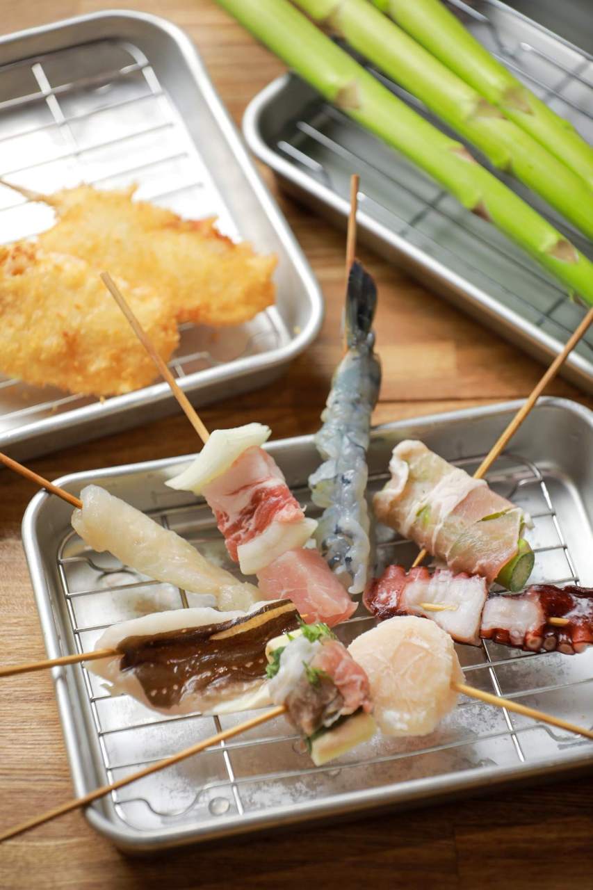 お店紹介瓦町駅から徒歩3分串カツ ほおかむり