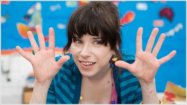 ホーキンスとホークが体現する夫婦愛 「しあわせの絵の具」結婚式シーン映像公開 : 映画ニュース - 映画.com