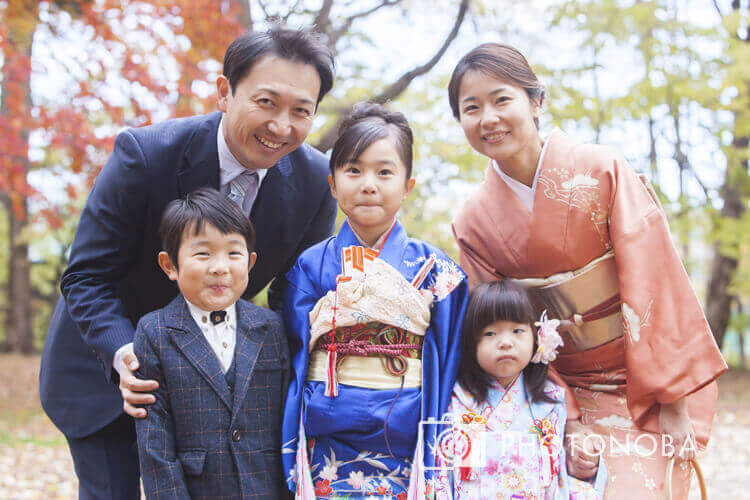兄弟姉妹の七五三は同時にやる？別々？それぞれのメリットや費用など - ハピリィフォトスタジオ